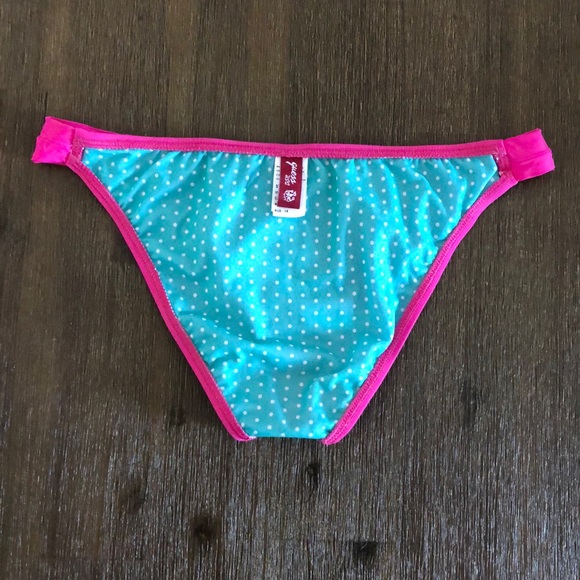 ☀️GUESS Pink Bikini bottom - Picture 8 of 13